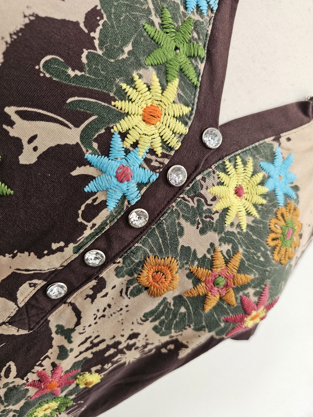 Womens Brown Floral Boho Tee - Picture 3 of 8